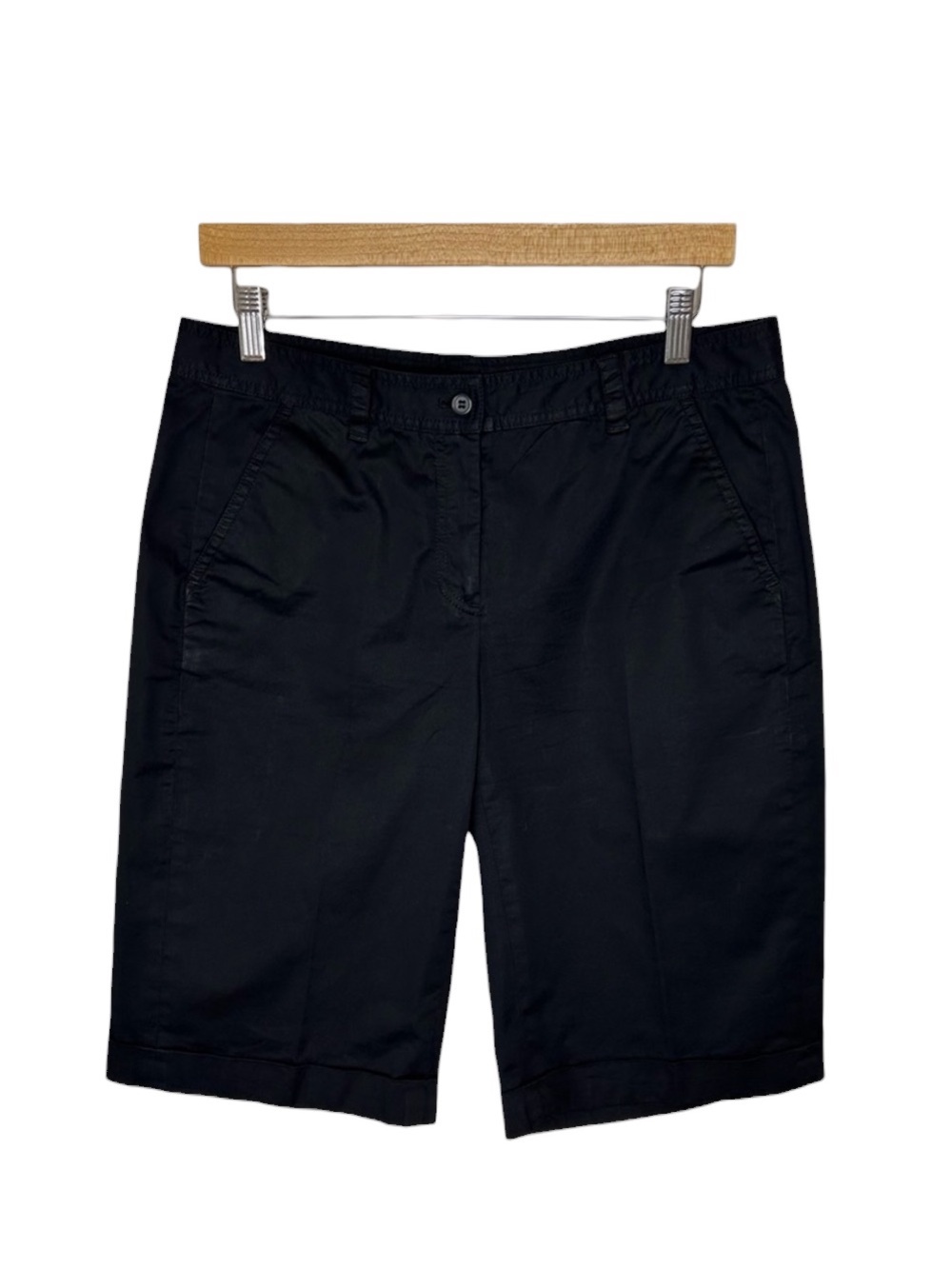 ISDA & Co. Bermuda Shorts 13” Inseam Black Cuffed Women’s Size 8 City Chic